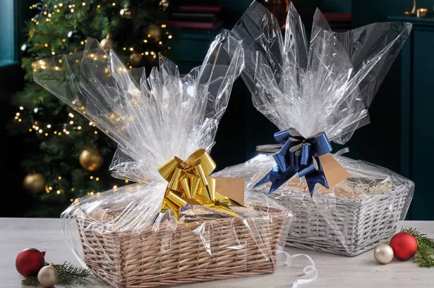 Top 5 Champagne Gift Packs That Make Every Celebration Shine